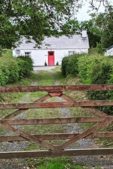 Butler'S Cottage, Letterkenny Exterior foto